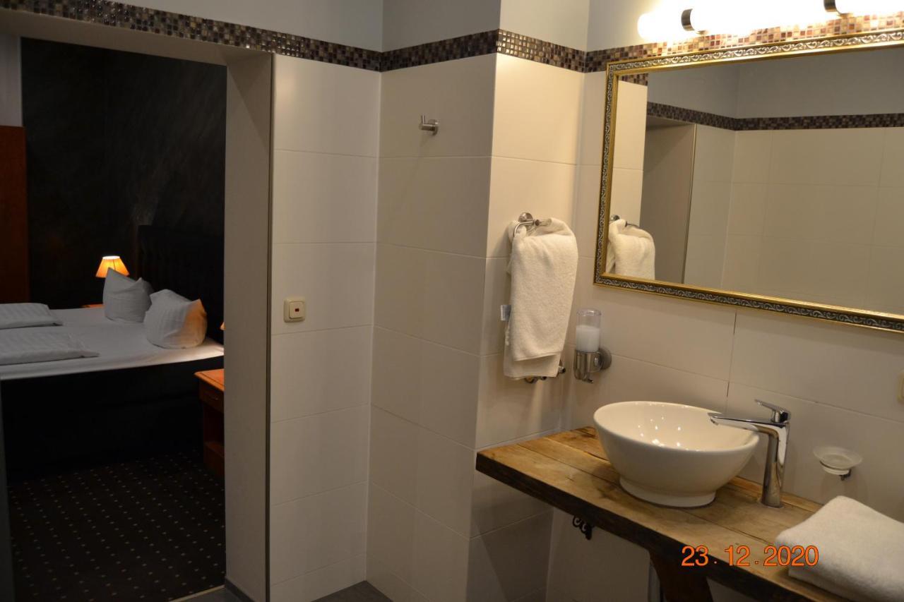Hotel Zeil Francfort-sur-le-Main Extérieur photo