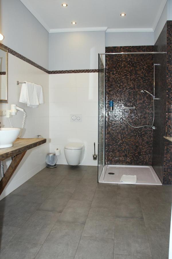 Hotel Zeil Francfort-sur-le-Main Extérieur photo