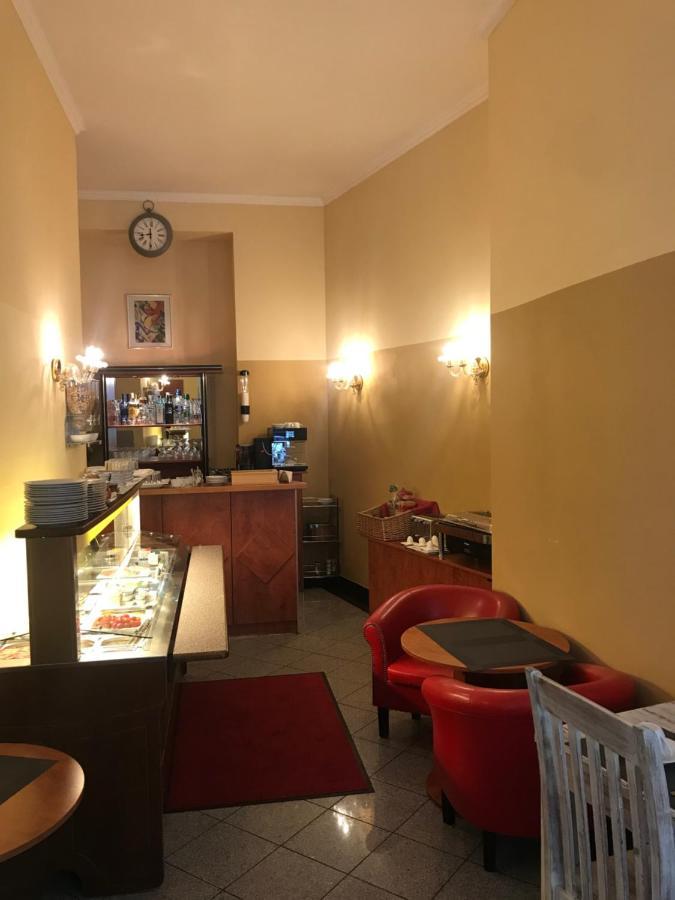 Hotel Zeil Francfort-sur-le-Main Extérieur photo