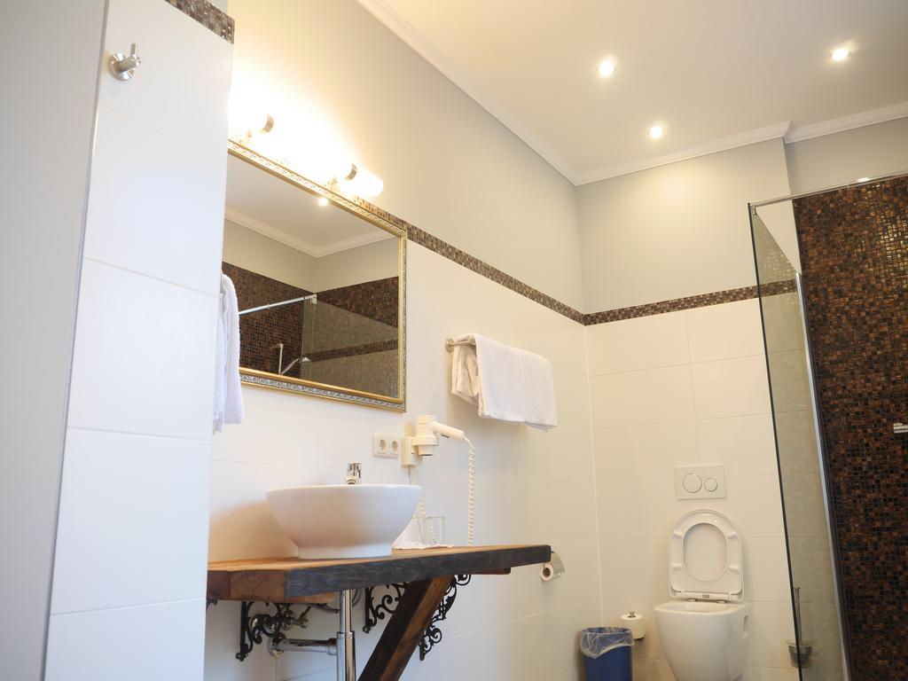Hotel Zeil Francfort-sur-le-Main Extérieur photo
